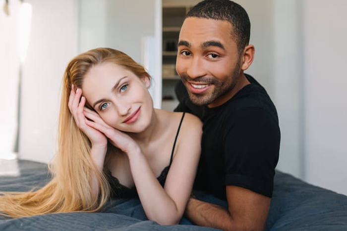 STD dating Czech