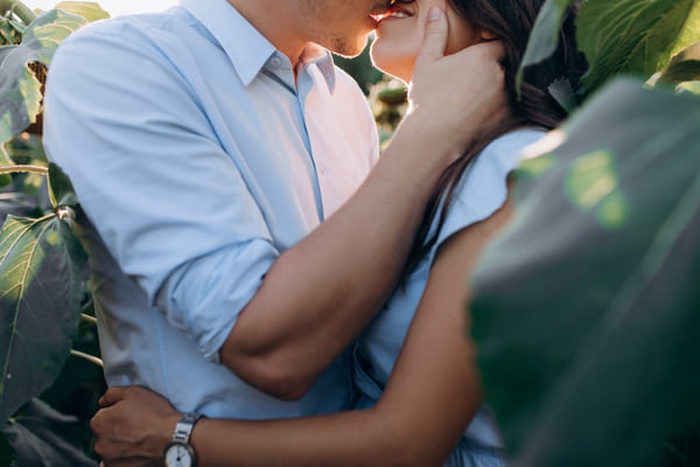 HIV dating in Brunei 