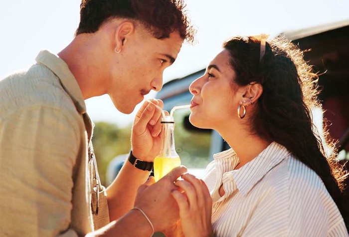 Herpes Dating in Schaumburg, IL – Meet HSV Singles Near You