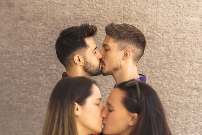 Sex Dating for Homosexuals with HIV