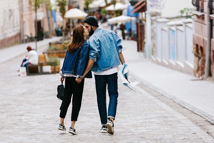 dating with herpes