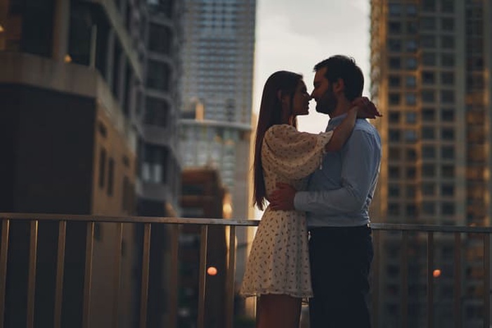 HIV Dating Site and Support Group in Kuwait