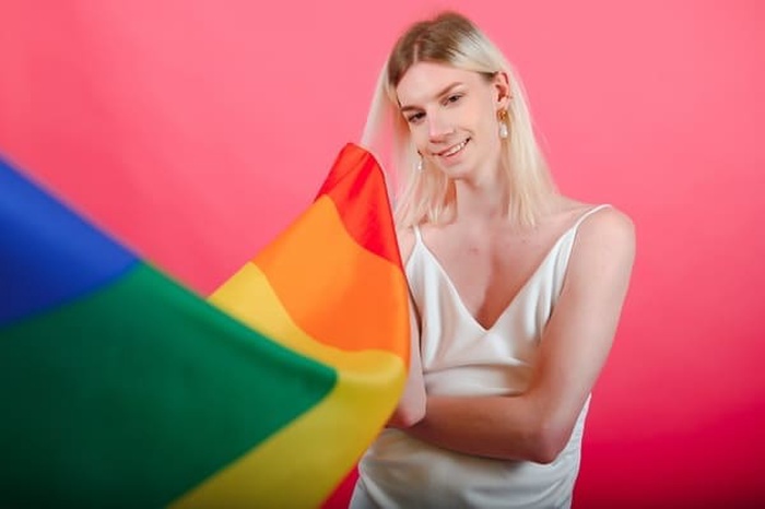 Dating for Trans People with HIV