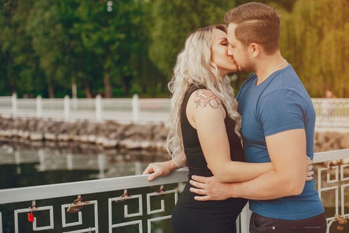 Meet People with Herpes, HIV, HPV