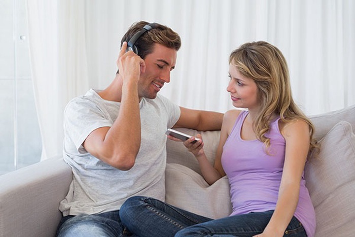 STD Dating in the Deaf Community