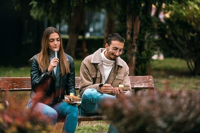 dating with herpes