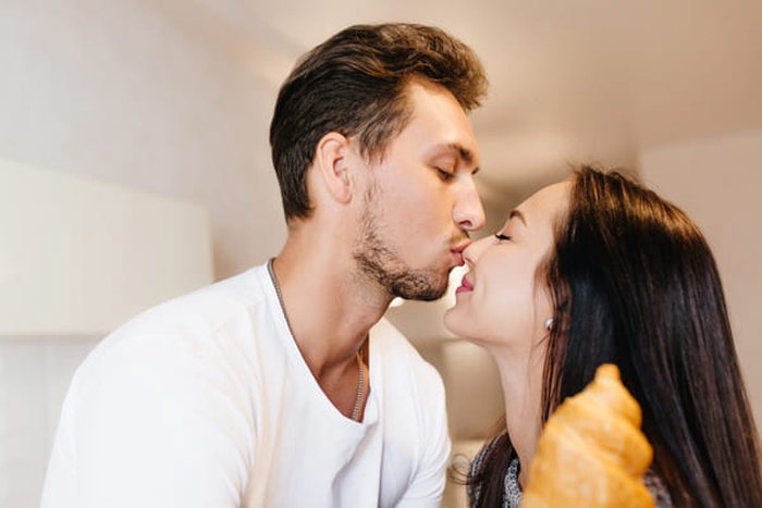 HIV Online Dating in Turin, Italy
