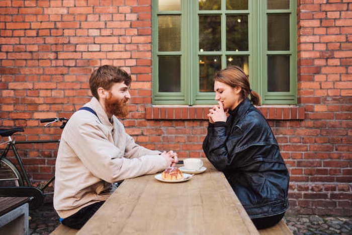 meet people with herpes