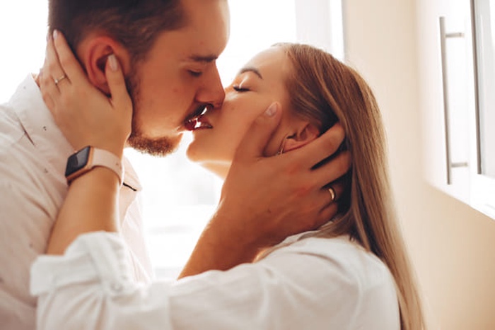 STI dating