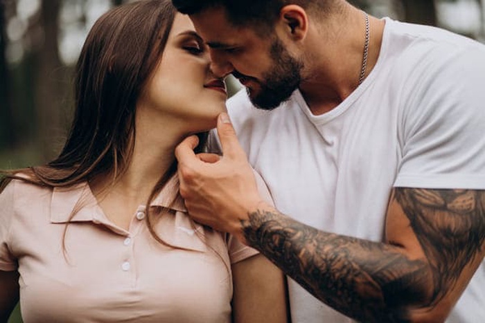 Best Dating Site for Singles with HPV & Genital Warts in Madrid