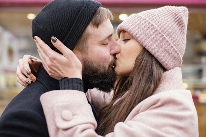 HIV/AIDS Dating in Bristol, England UK
