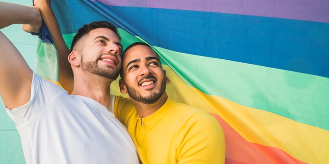 Love & Hope: Valentine’s Day for HIV-Positive Gay Singles