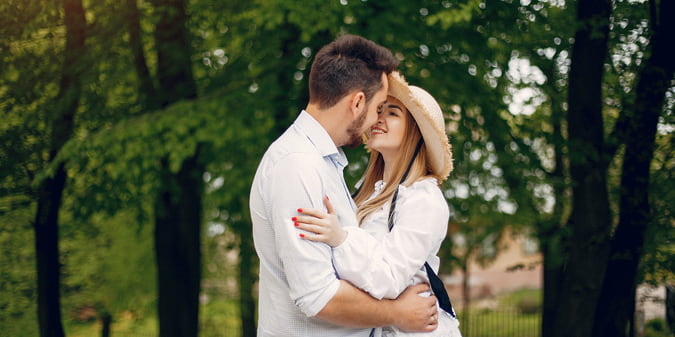 Monkey-Barring in Dating