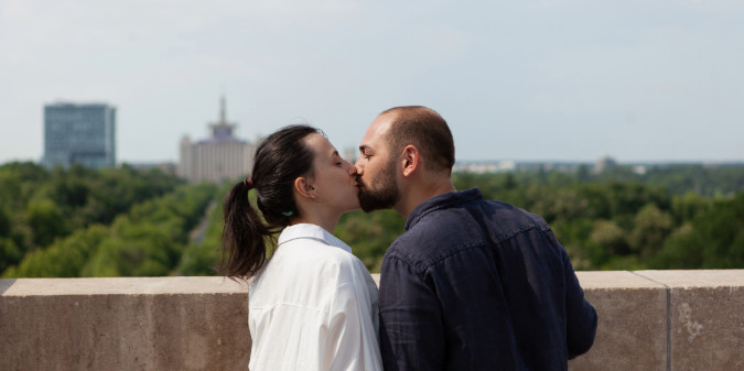 kissing couple